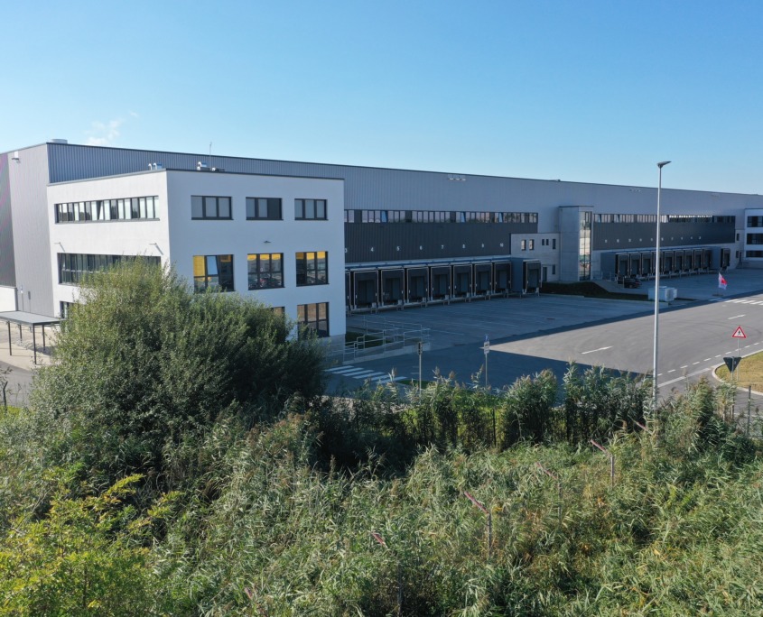 PATRIZIA further increases logistics footprint with acquisition of two German logistics assets for EUR 139 million default
